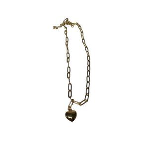 Amber Sceats Clip Necklace in Gold Heart Pendant NWOT‎